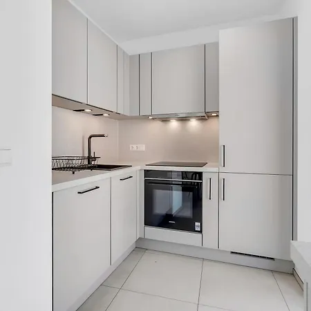 Modern Ensuite Near Kirchberg Apartman