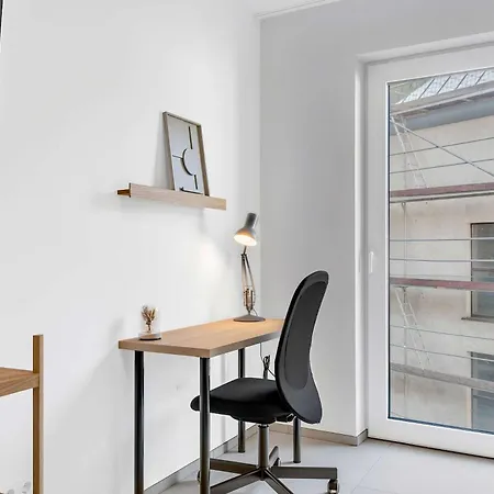 Modern Ensuite Near Kirchberg